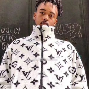 Meet your Posher, Terrell